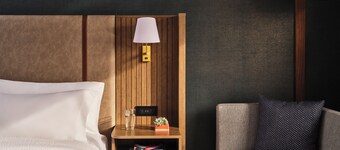Holiday Inn Hotel And Suites Walpole Foxborough by IHG