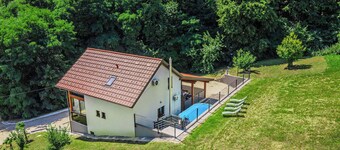 Greenwood Retreat With Hot Tub & Sauna