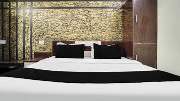 Desk, free WiFi, bed sheets