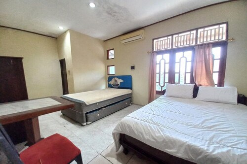 La Tansa Family Suite Near UNS