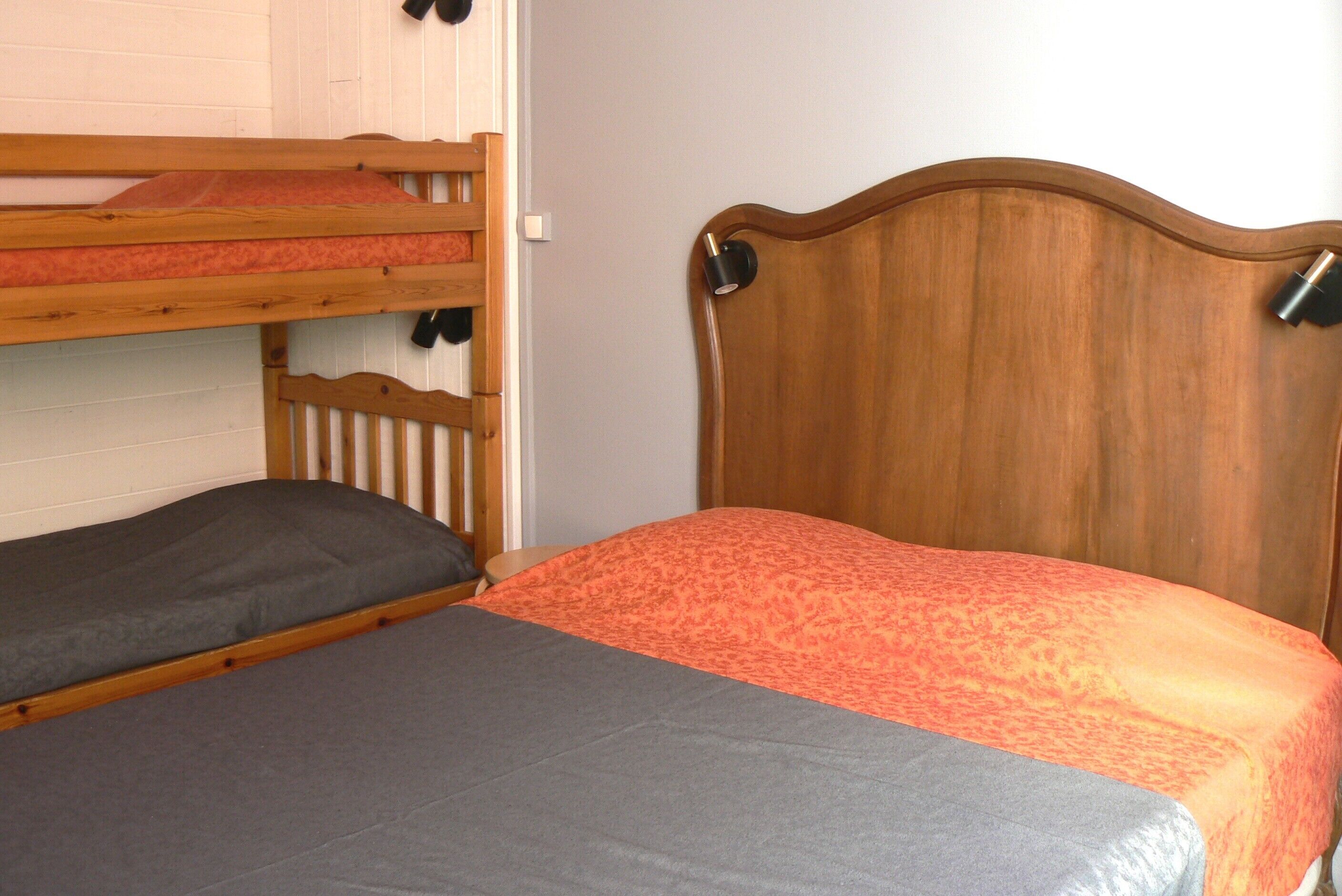 1 bedroom, iron/ironing board, WiFi