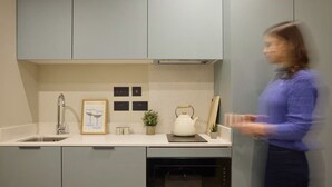 Private kitchen - Student Only Ark Canning Town (London)