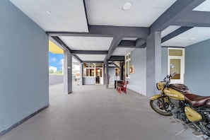 Property grounds - Super Collection O Saravanampatti (Coimbatore)