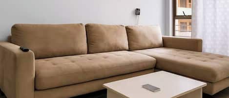 Apartment, 1 Bedroom, Smoking | Living area