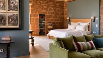 Luxe villa | Een kluis op de kamer, gratis wifi