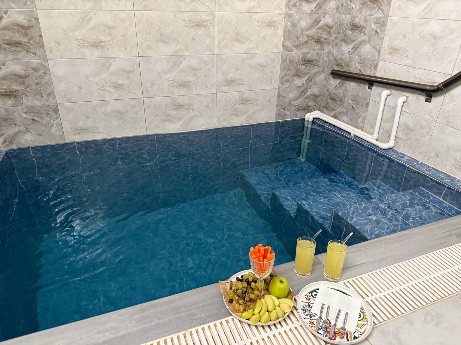 Luxury Apartment | Pool | 14 outdoor pools