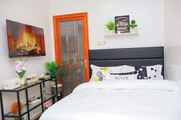 Room - Cosy Studio in a Quiet, Accessible Setting (Nairobi)