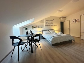 Desk, WiFi (free) - Turin Dreams (Turin)
