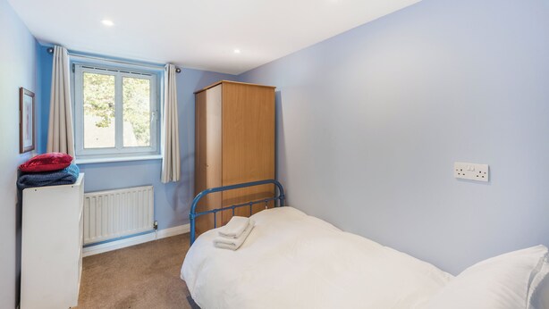 Unclassified image, 1 of 13, button - Pet Friendly Family Home in New Cross with Garden (Greater London)