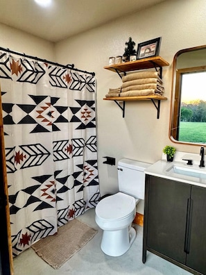 Toallas y papel de baño 