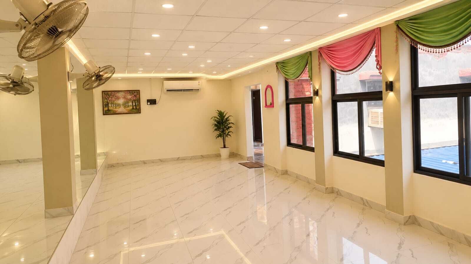 Banquet hall