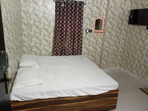 Room - The Kashi Guest House (Varanasi)