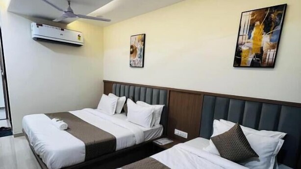 Family Room | WiFi (free) - Hotel SR Pride  (Nadiad)