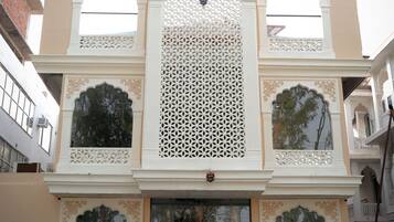 Extérieur