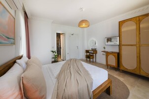 Caja de seguridad en la habitación, wifi gratis y ropa de cama