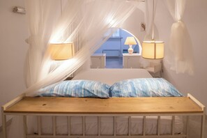 Ferros/tábuas de passar roupa, Wi-Fi de cortesia, roupa de cama