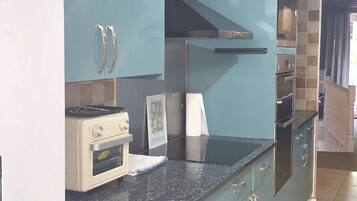 House, 2 Bedrooms, Patio | Interior