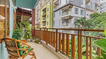 Apartment, 2 Bedrooms, Smoking, Balcony | Balcony