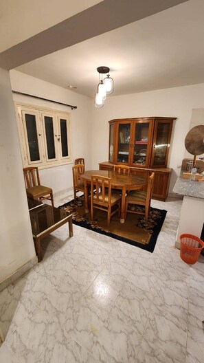 House, 2 Bedrooms, Accessible, Balcony | Dining room