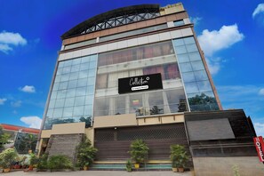 Exterior - Collection O Summanahalli Bus Stand (Bangalore)