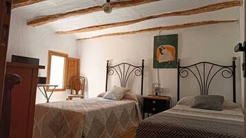 2 bedrooms, desk, iron/ironing board, WiFi (free)