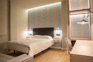 Triple Room | Meja, Wi-fi percuma 