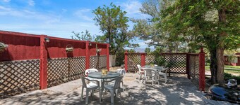 Sierra Retreat Motel