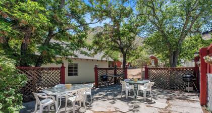 Sierra Retreat Motel