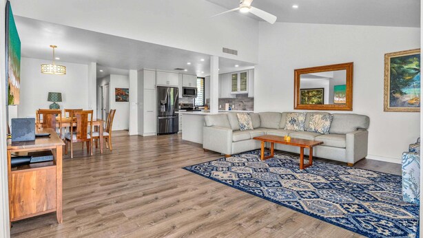 Living area - Wailea Elua 1104 - Ocean Views, Central A/C, Walk to Ulua Beach, Shops & Dining! (Kihei)