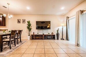 Ferienhaus, 3 Schlafzimmer, Terrasse | Speisen