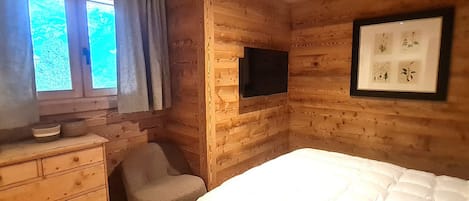 2 bedrooms, free WiFi
