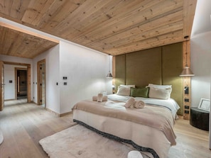 5 dormitorios, wifi gratis, ropa de cama