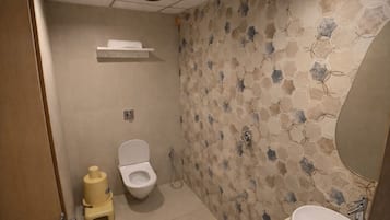 Shower, soap, shampoo