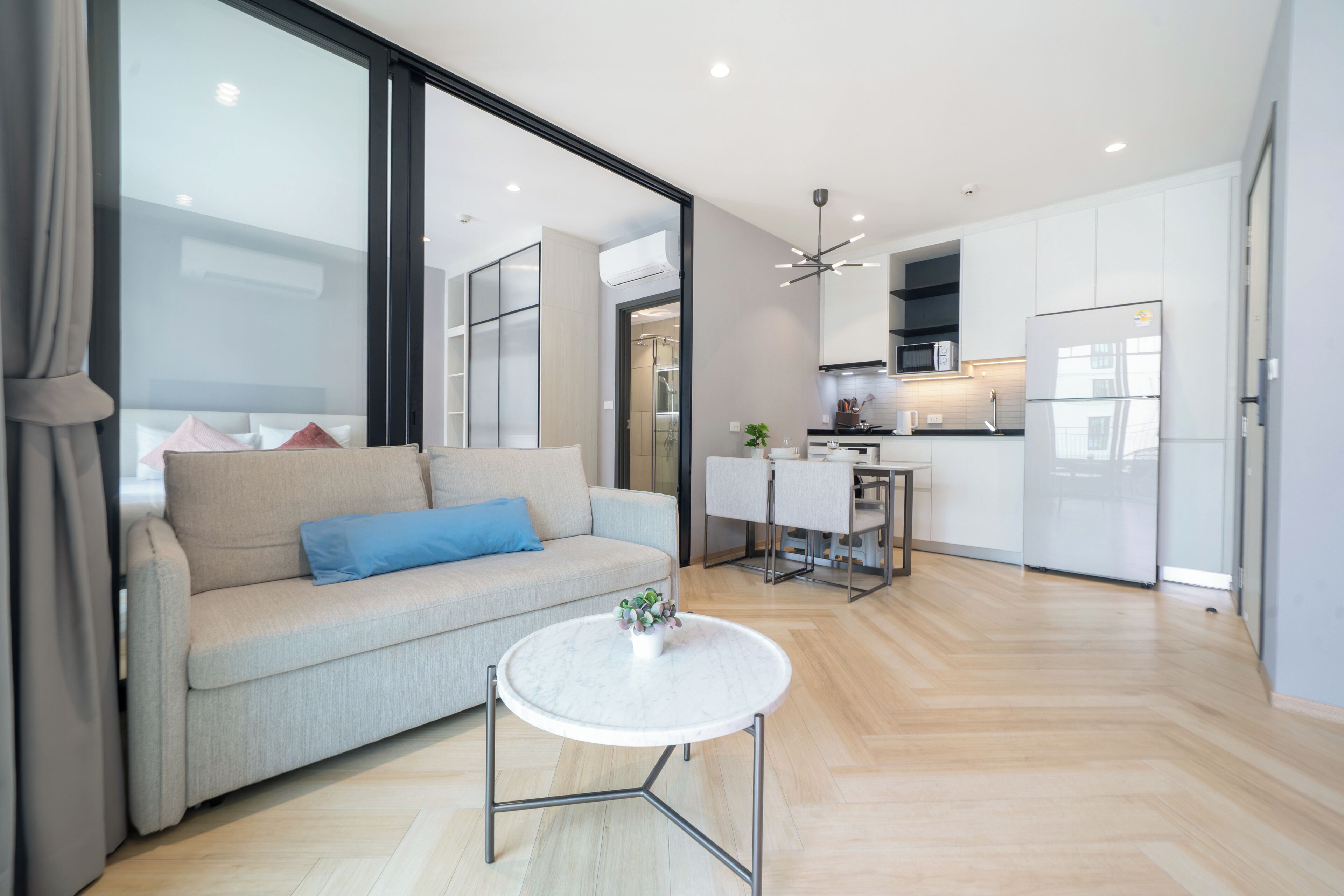 Apartamento, 1 habitación, cocina básica, vistas a la piscina | Zona de estar