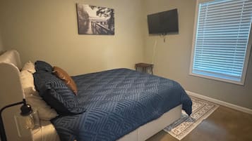 2 bedrooms, WiFi (free), bed sheets
