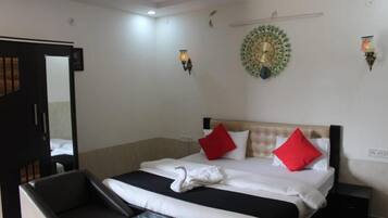 Premium Room With Balcony | WiFi (free)