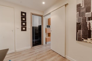 Interior - A modern 57sqm flat, perfect for 4 guests, located on the first floor of a building with an elevator (stairs to reach it).The property is situated in the San Salvario district, one of Turin's central neighborhoods, renowned for its Art Nouveau and Baroqu (Turin)