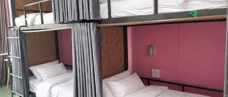 Deluxe Shared Dormitory, Balcony, City View