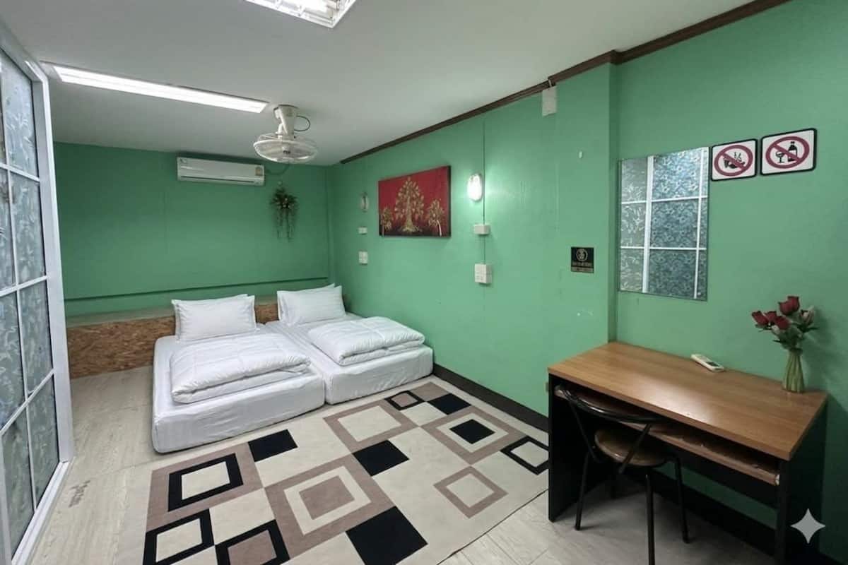 Standard Double Room, City View | Wi-fi percuma 