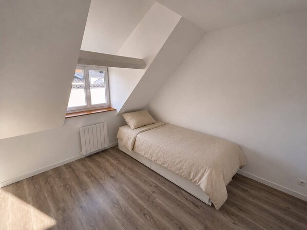 2 habitaciones, wifi gratis y ropa de cama 