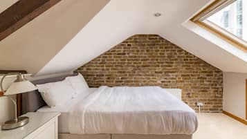 House | WiFi (free)