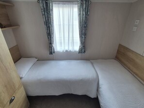 Cottage | 3 bedrooms, free WiFi, individually decorated, individually furnished - Beverley Bay (Paignton)