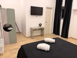 Premium-Vierbettzimmer, Blick auf den Innenhof