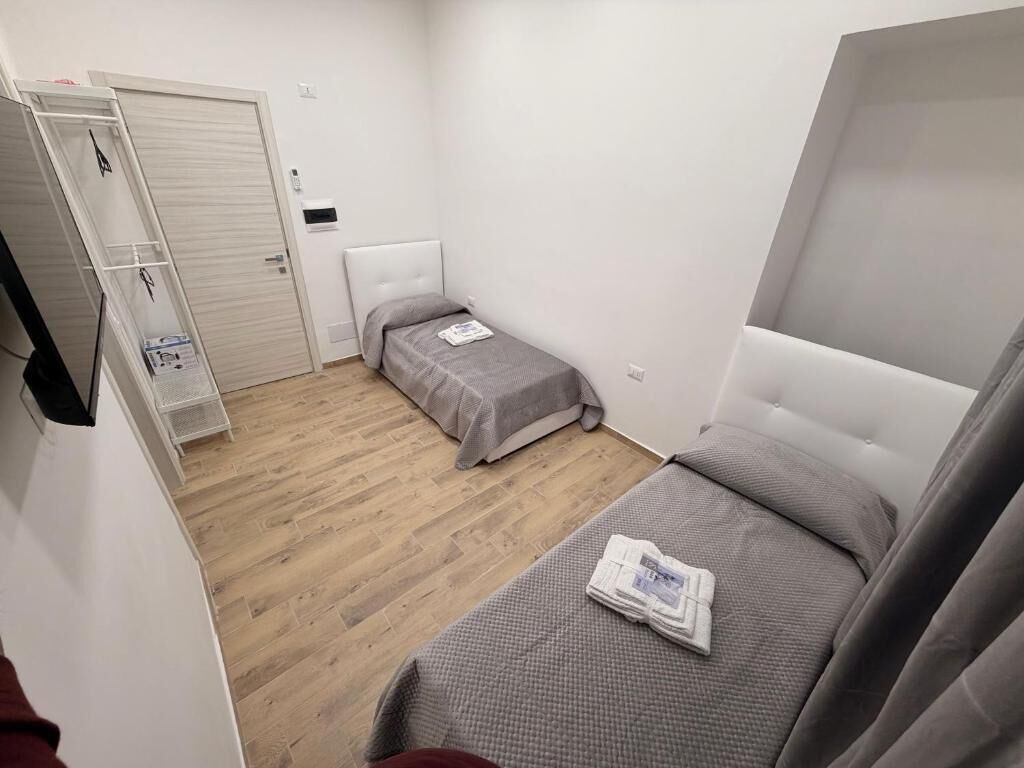 Zweibettzimmer, Blick auf den Innenhof