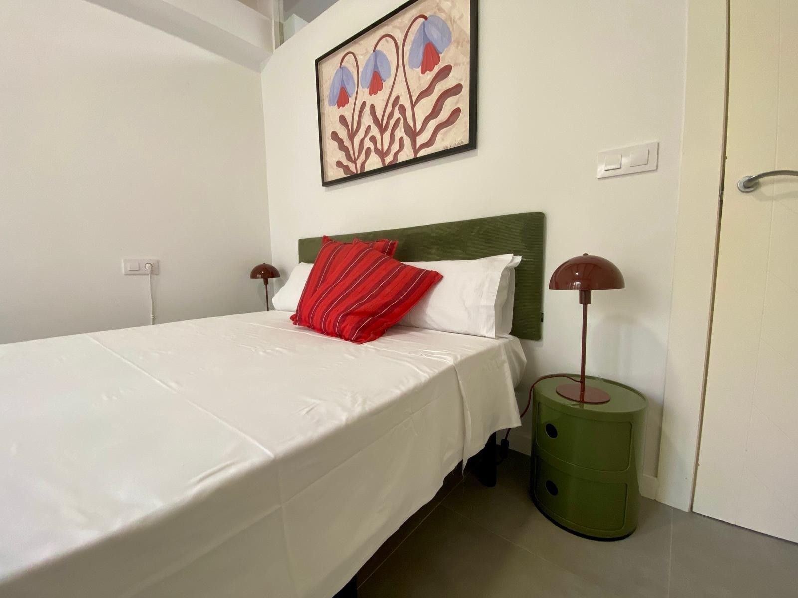 1 bedroom, iron/ironing board, WiFi (free), bed sheets