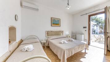 1 bedroom, WiFi, bed sheets