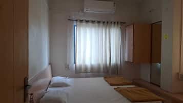 Double Room | WiFi (free)