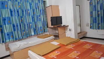 Triple Bed Non AC Room | WiFi (free)