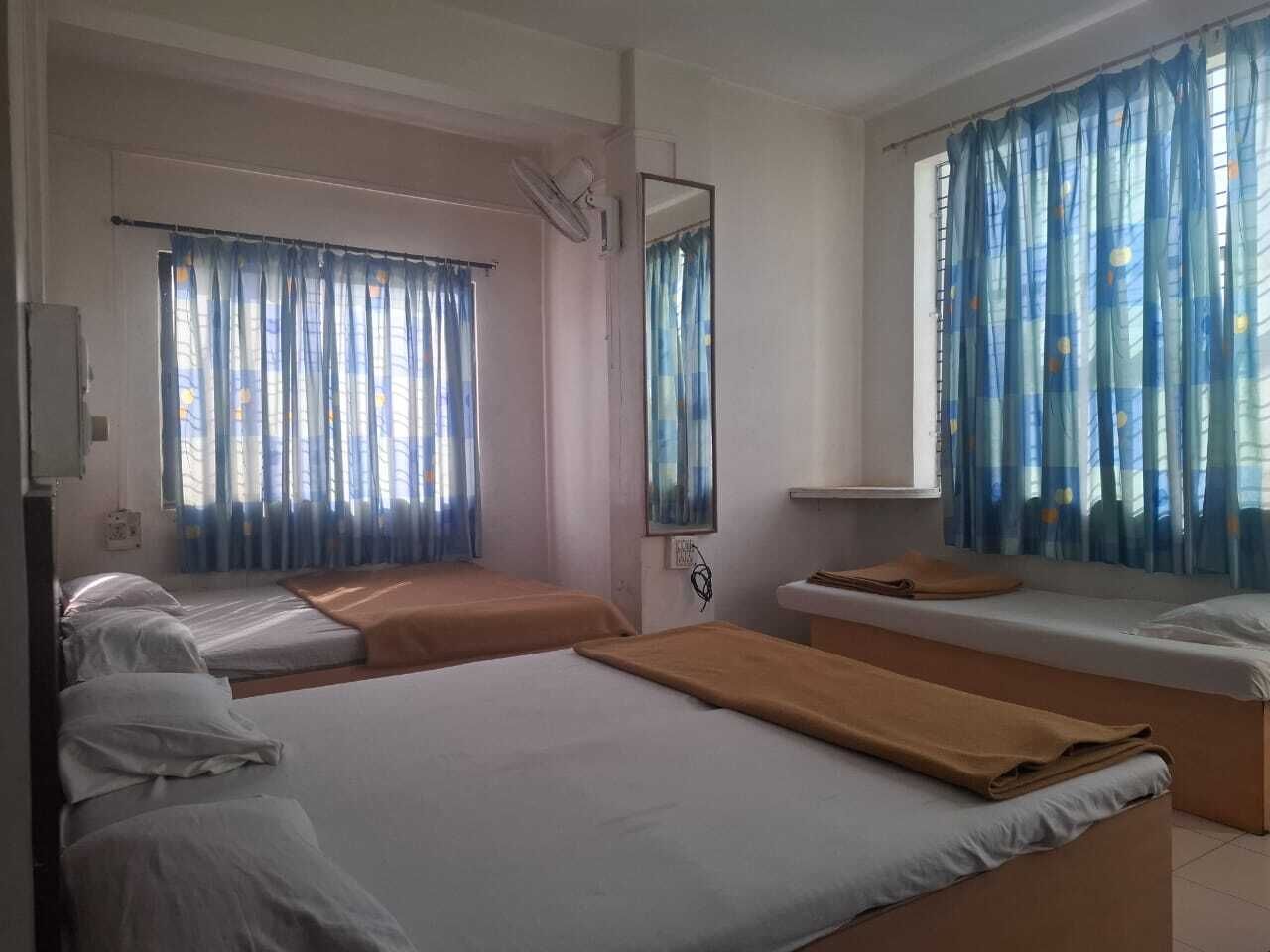 Five Bed Non AC Room | Wifi gratis 