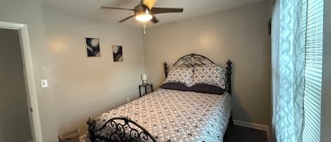 3 Schlafzimmer, Bügeleisen/Bügelbrett, kostenloses WLAN, Bettwäsche